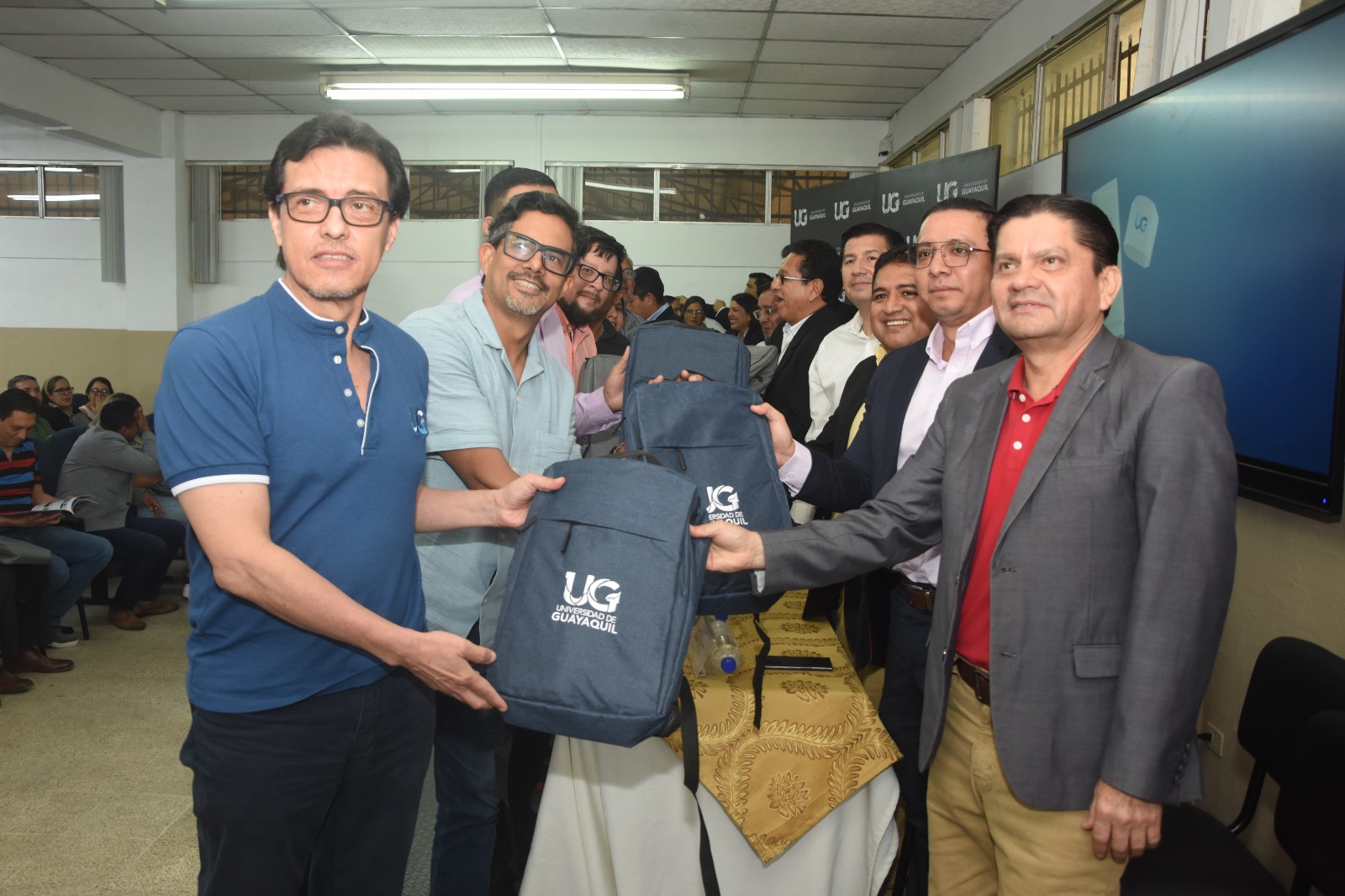 ENTREGA KIT UG4